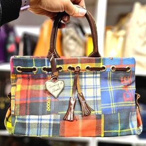 Vintage dooney and bourke uncoated canvas handbag